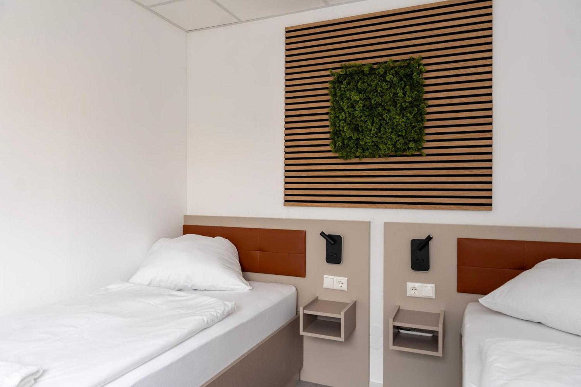 Comfort Housing Apartments 法尔肯塞 外观 照片